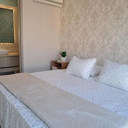 Apartamento Recién Remodelado | 2 + Vista Espectacular *