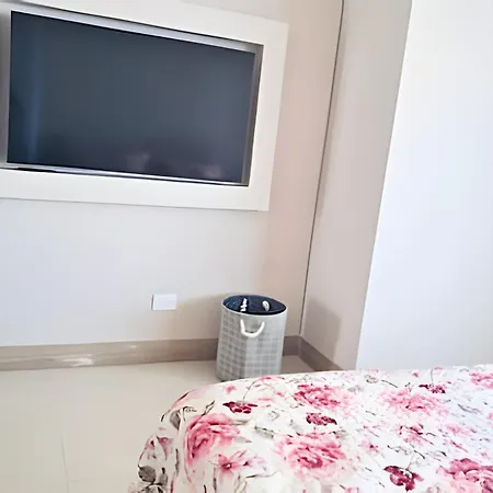 Apartamento Recién Remodelado | 2 + Vista Espectacular Cartagena