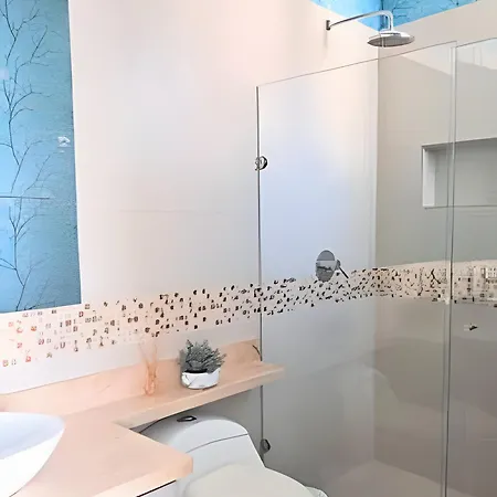 Apartamento Recién Remodelado | 2 + Vista Espectacular
