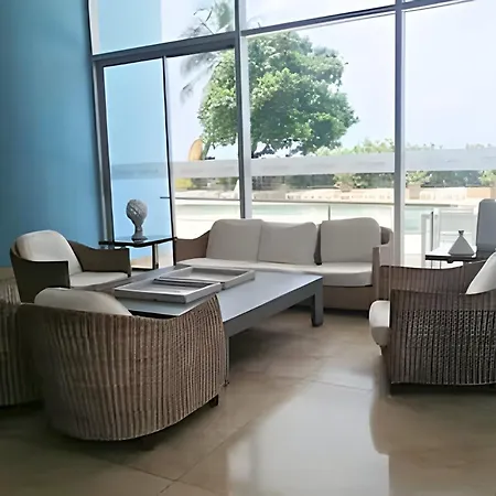 Recién Remodelado | 2 + Vista Espectacular *