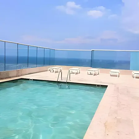 Apartamento Recién Remodelado | 2 + Vista Espectacular